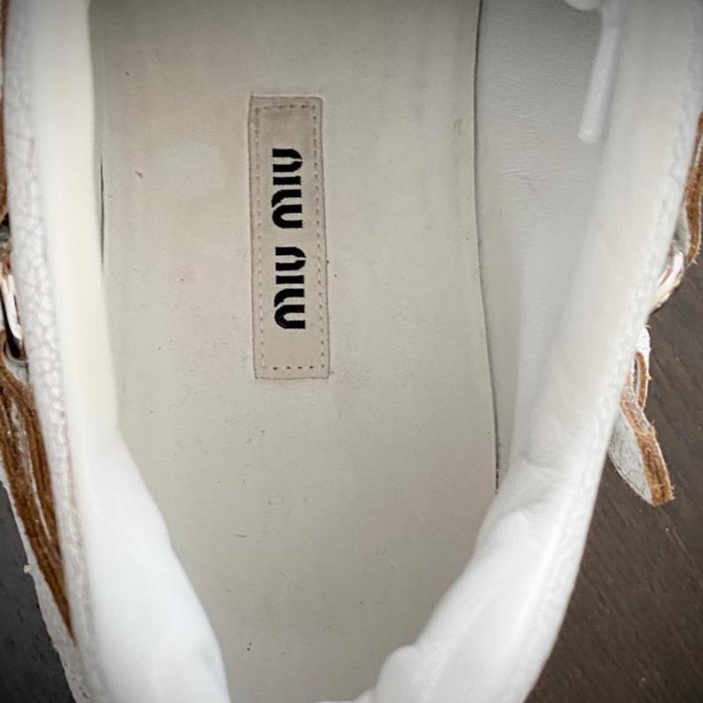 Miu Miu crystal embellished sneakers - Picture 4 of 8